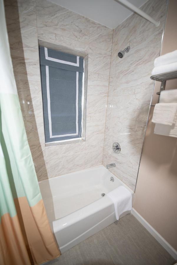 Flushing Garden Hotel Нью-Йорк Экстерьер фото